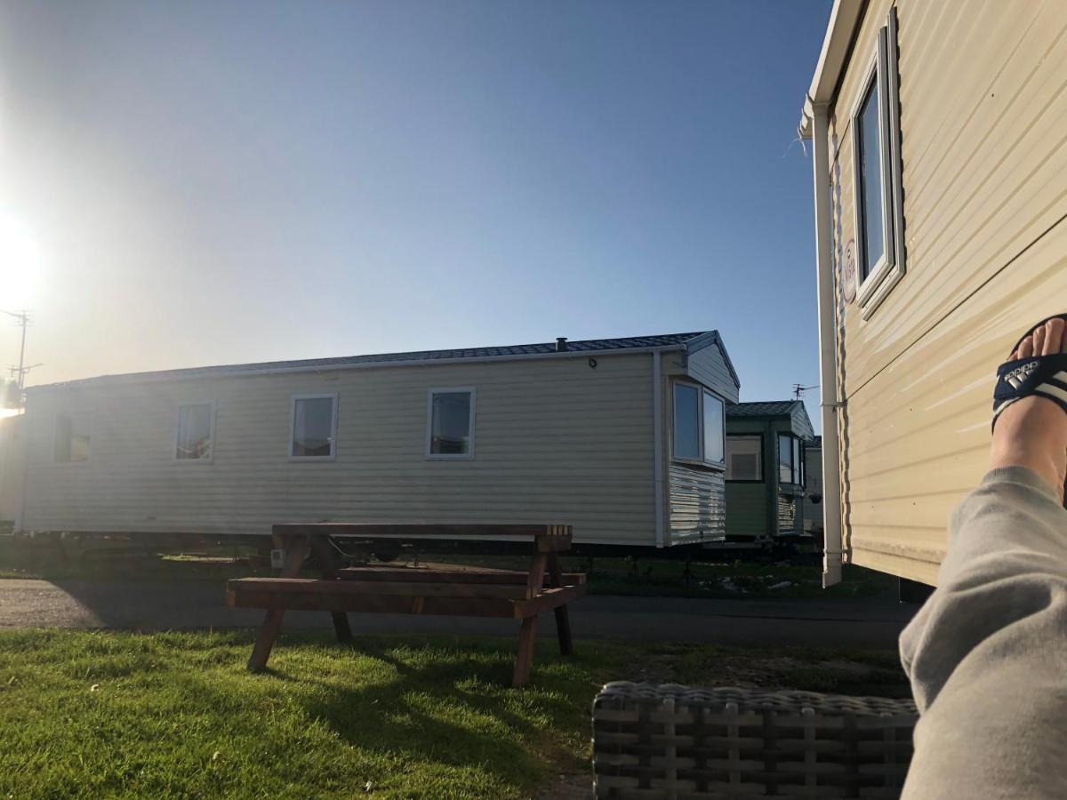Towyn Six Berth En Suite Caravan Rhyl Bagian luar foto
